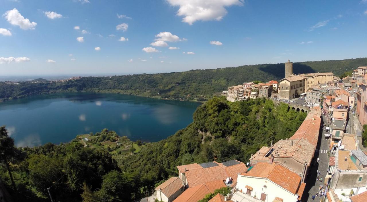 Isola Sul Lago Неми Экстерьер фото